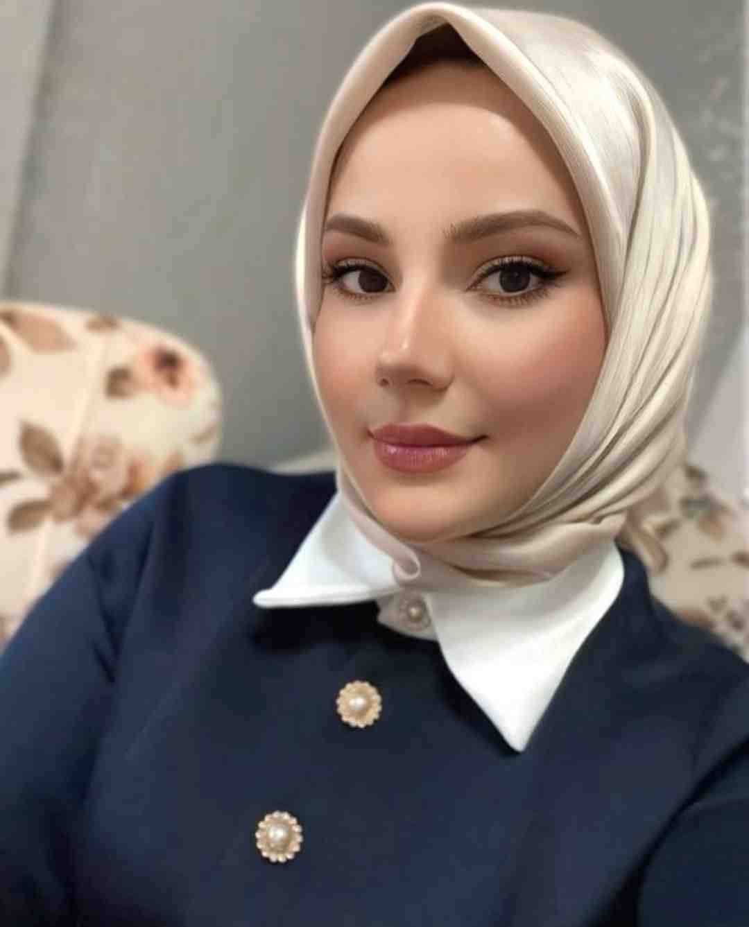 Karafasıl Sadık Bir Kadın Bayan Escort Maya