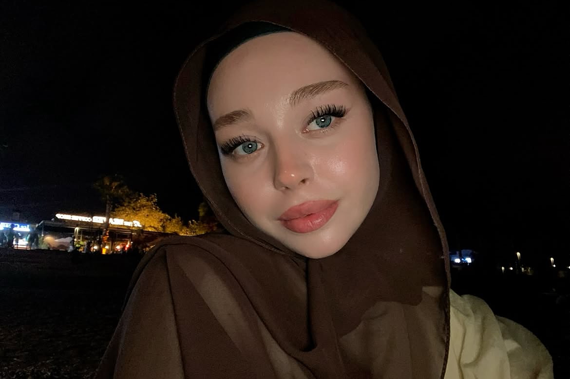 Gölcüğez Başarılı Bayan Escort Bayan Asya