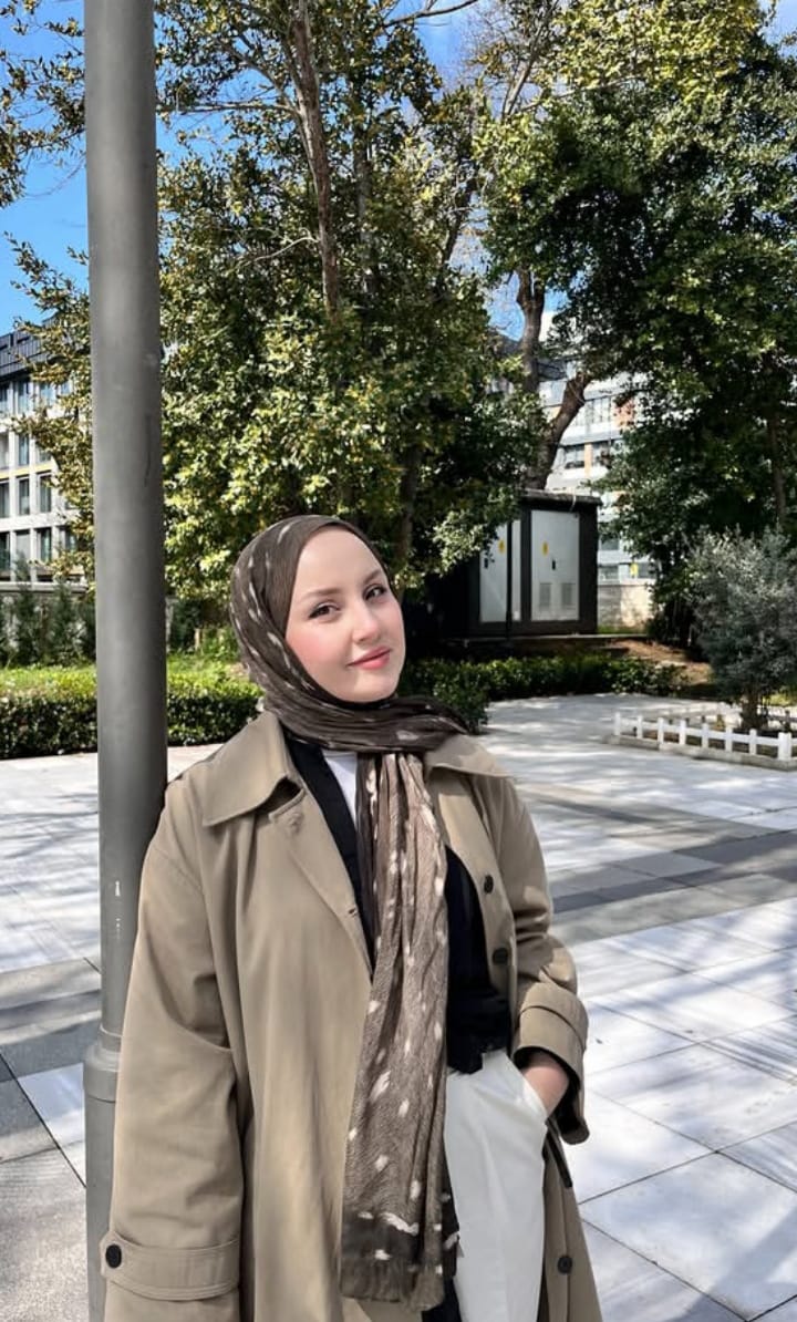 Çavuşlu Karizmatik Partner Escort Bayan Lale